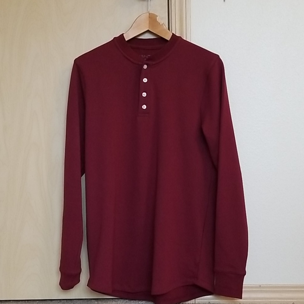 Esntls Burgundy Henley- Four Button Medium